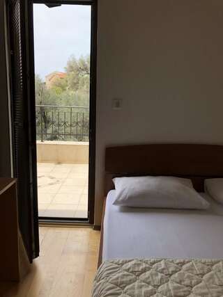 Апартаменты Apartments Ivan Петровац Апартаменты с 2 спальнями, террасой и видом на море-17